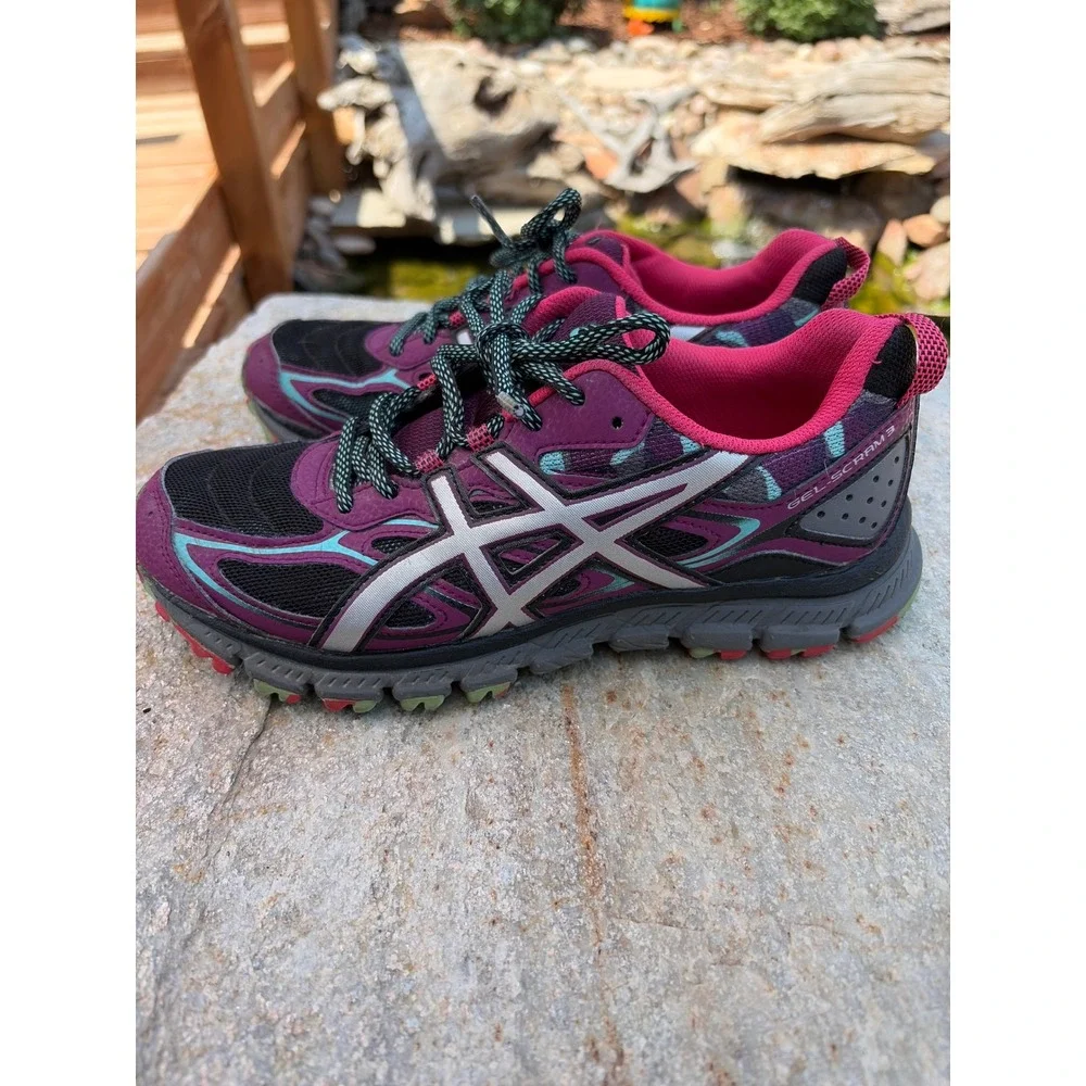 Asics gel scram